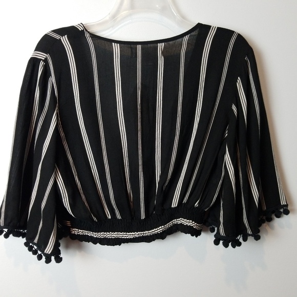 New Band Of Gypsies Striped Boho black white Crop Top SMall - Picture 6 of 9